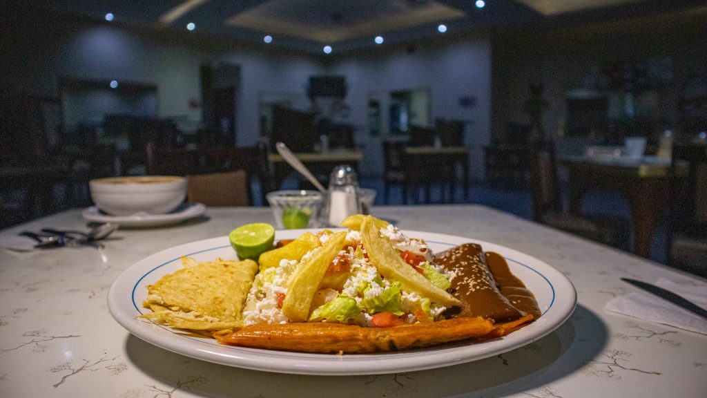 Términos y Condiciones del Restaurante AL